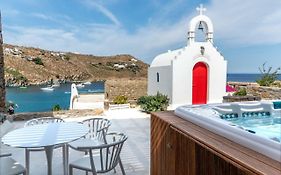 Etesians Suites & Villas